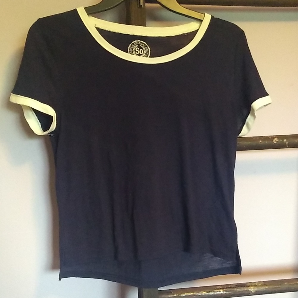 Slightly cropped tee